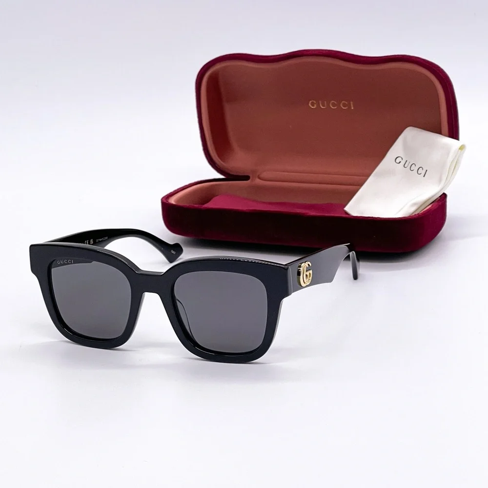 Gucci Black Square Frame Sunglasses with Gold Logo